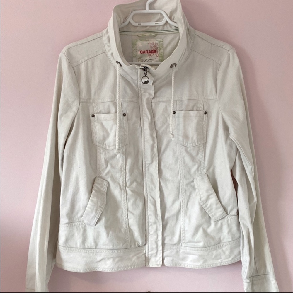Garage White Jean Jacket Zip Up! Some Stretch Fits Small to Medium Semi Cropped